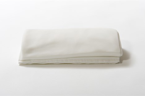 Rolled Towel (32x7x17cm)